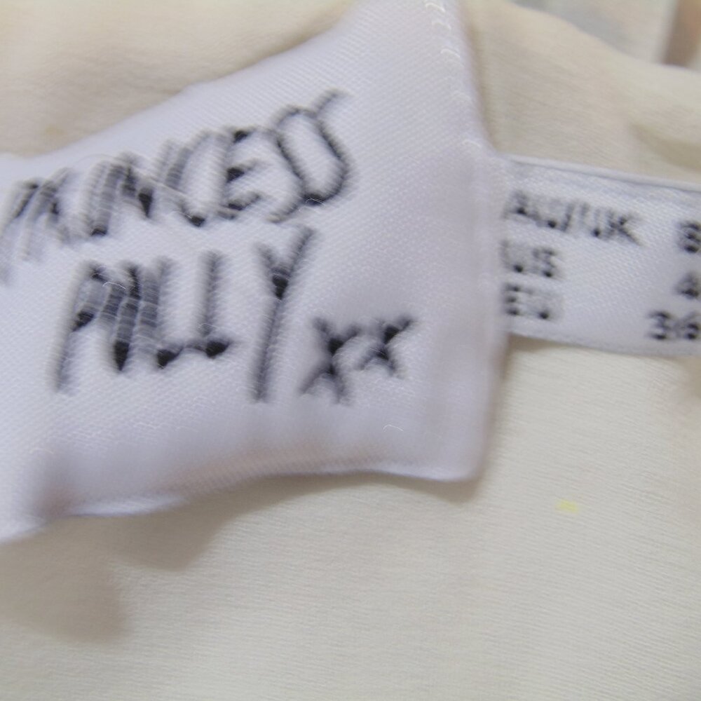 Princess Polly Women's White Pleated Crop Top with Spaghetti Straps Size 4 - Picture 3 of 4